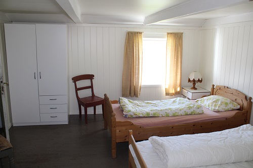 Todalsfjord Norwegen Ferienhaus B 04 Schlafzimmer 1 B.jpg