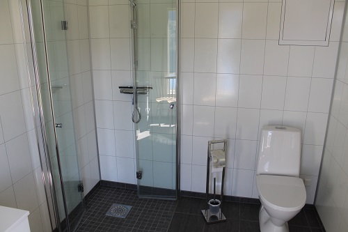 Todalsfjord Norwegen Ferienhaus B 06 Badezimmer A.jpg