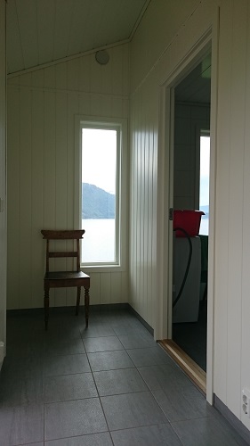 Todalsfjord Norwegen Ferienhaus B 07 Flur Eingang A.jpg